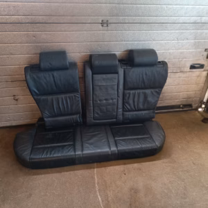 90a1ef35-65d3-4d18-8a9a-ea2b85a47dbc BMW X5 E53 Nahkapenkit