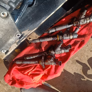 32474f64-aa59-4958-b260-c0597be64568 Volvo V50 1.6D Suuttimet