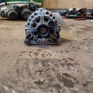 3a0109b9-0d2e-4b05-86cb-795098ace7b4 Peugeot 307 Laturi