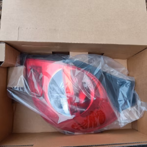 Renault Clio 2005-2006 oikea takavalo