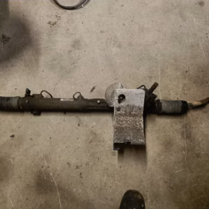 7628607b-add5-4265-8c11-b841d6a3a784 Volvo V70 MK2 hammastanko