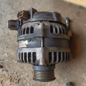 7deb680d-bc29-44c5-9c91-ccdc64fb4adb Volvo v50 1.6D Laturi