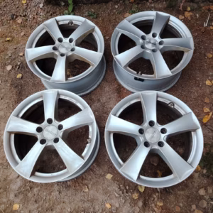 91993608-c04e-44a0-9222-abe4736451bd Mb alumiini vanteet 17"