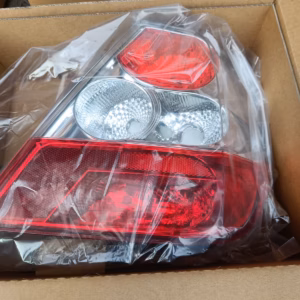 953c52fa-399f-4a57-a20e-e249a33d6fe5 Honda Civic 2004-2005 oikea takavalo