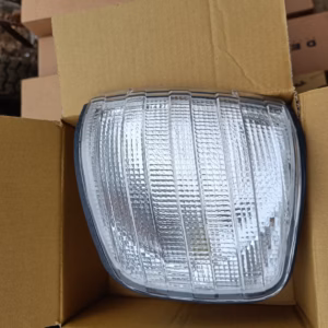 b3cf1077-eb3c-4e2b-9806-f3d44dfc88e2 Mercedes-Benz w126 oikea vilkku