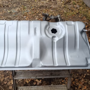 b4e998af-4d50-4dfa-a326-a2c8e7679a54 Volkswagen Jetta pelti tankki