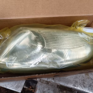 c0e72782-da38-440b-a580-721d20d8ef57 Saab 9-5 vasen vilkku 1997