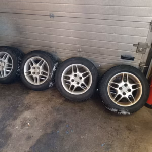 fb3a14ed-883f-403f-a3b5-05954c8fab78 – kopio Nastarenkaat vanteilla 4x114,3