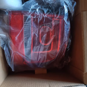 Volkswagen Touran 2011 vasen takavalo