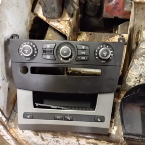 BMW e61 520d lämmön säätö paneeli